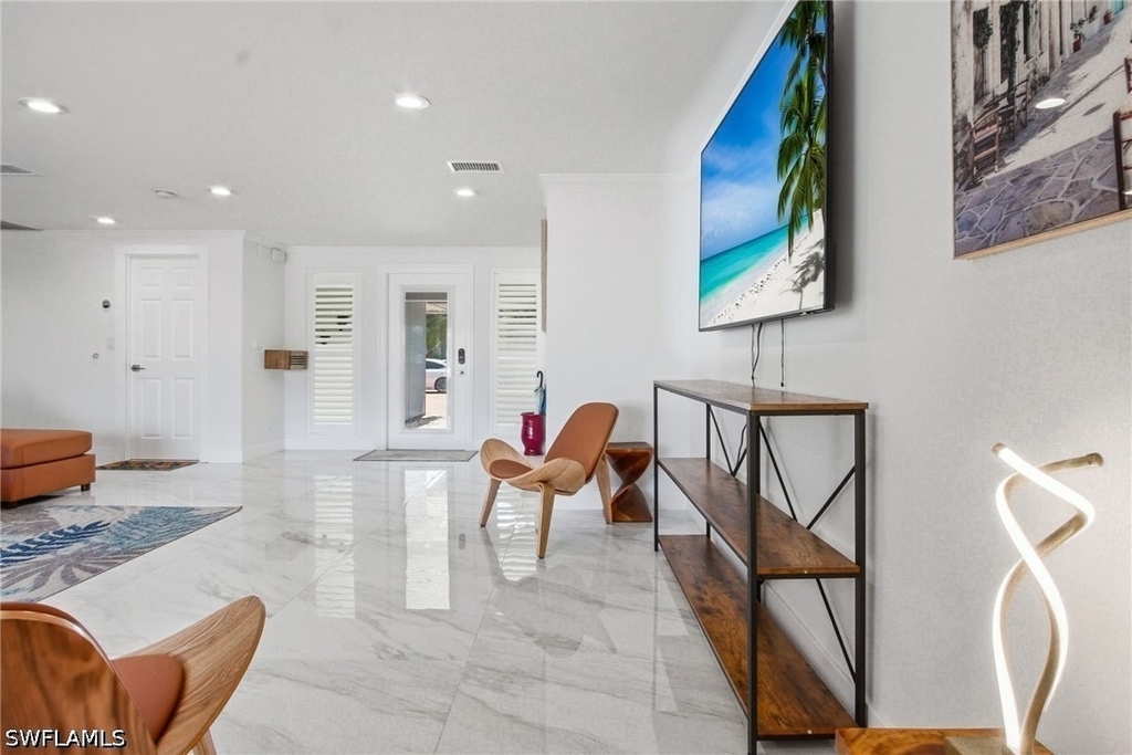455 Bayside Avenue - Photo 8