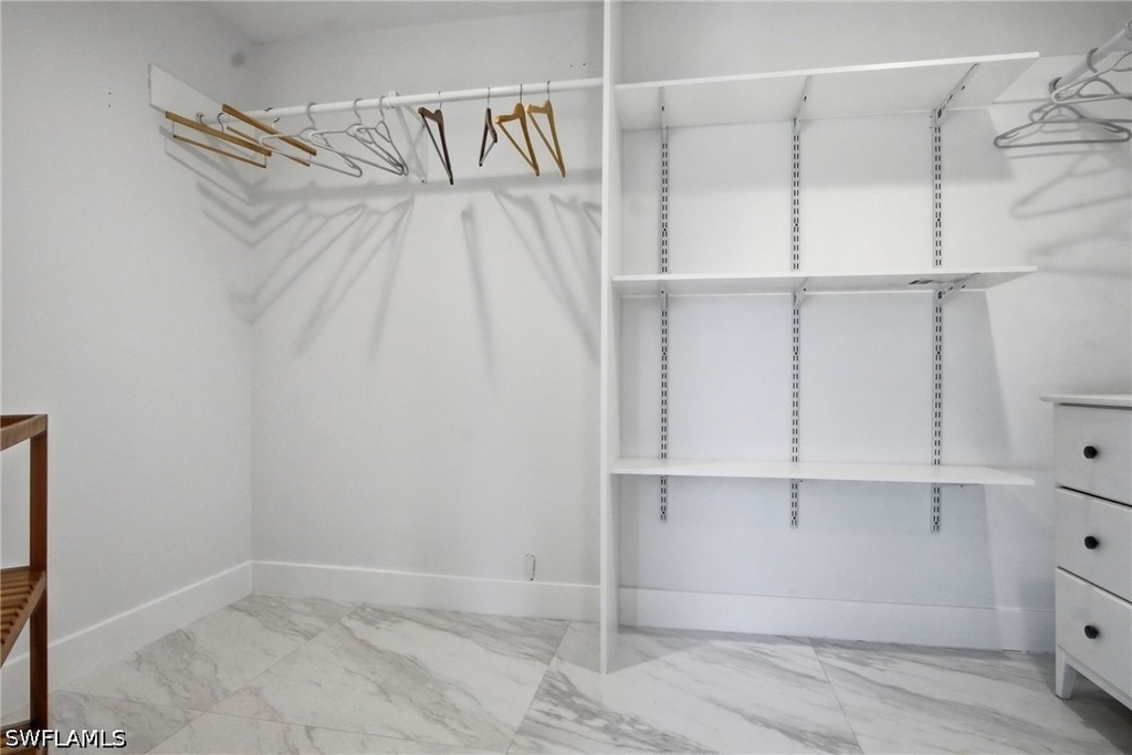 455 Bayside Avenue - Photo 9