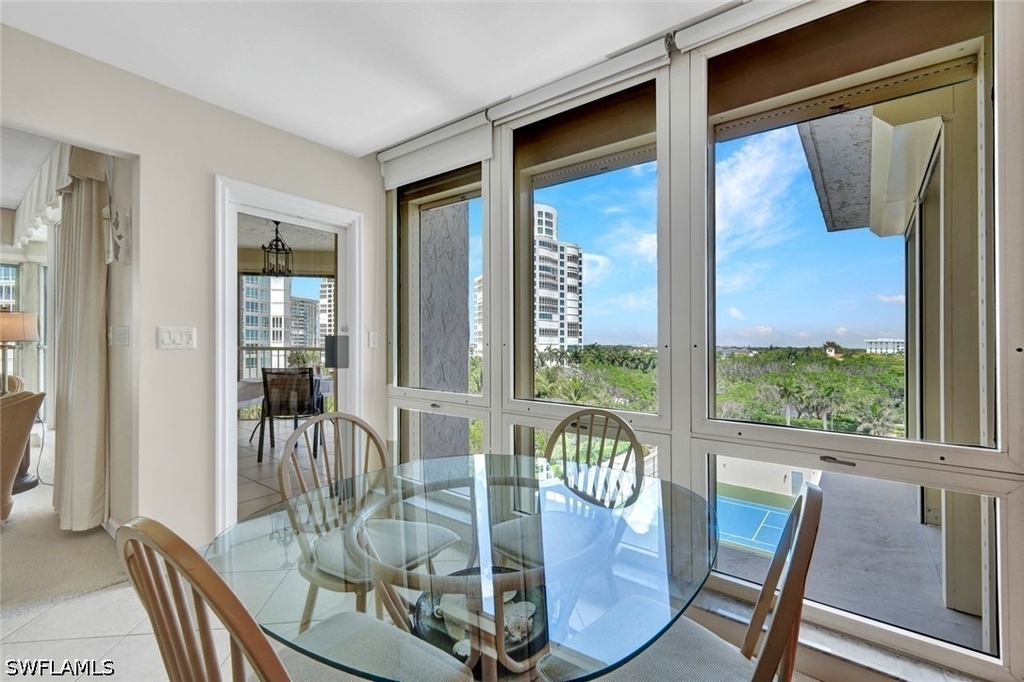 4051 Gulf Shore Boulevard N - Photo 16