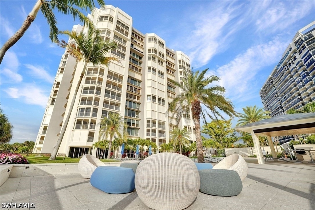 4051 Gulf Shore Boulevard N - Photo 4