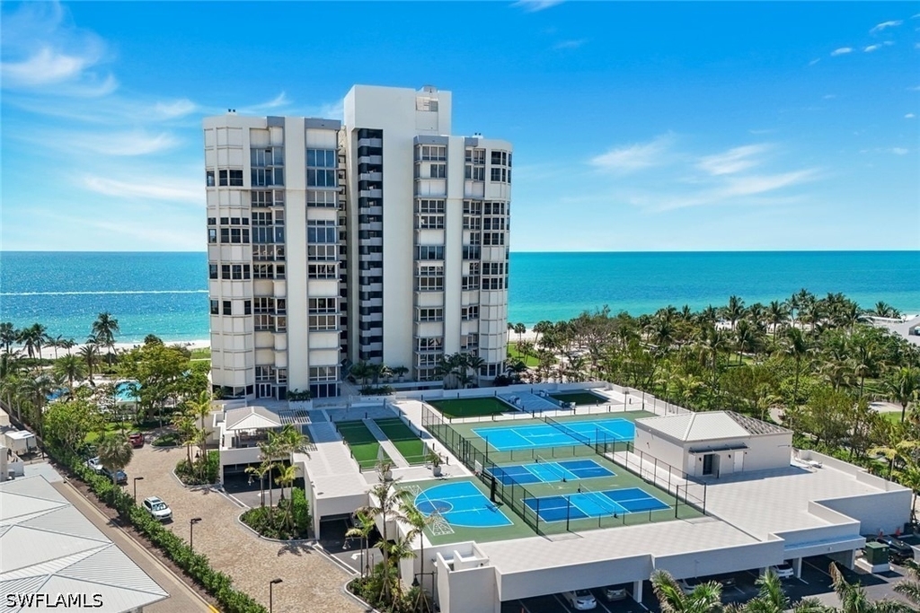 4051 Gulf Shore Boulevard N - Photo 3