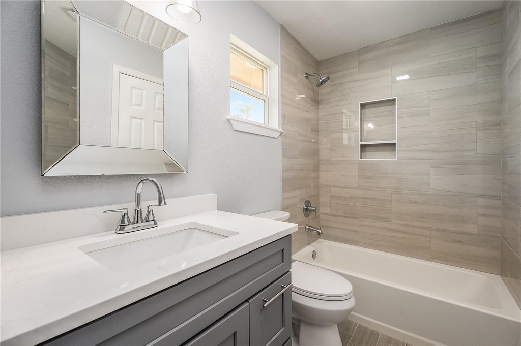 901 Bonita Street - Photo 6
