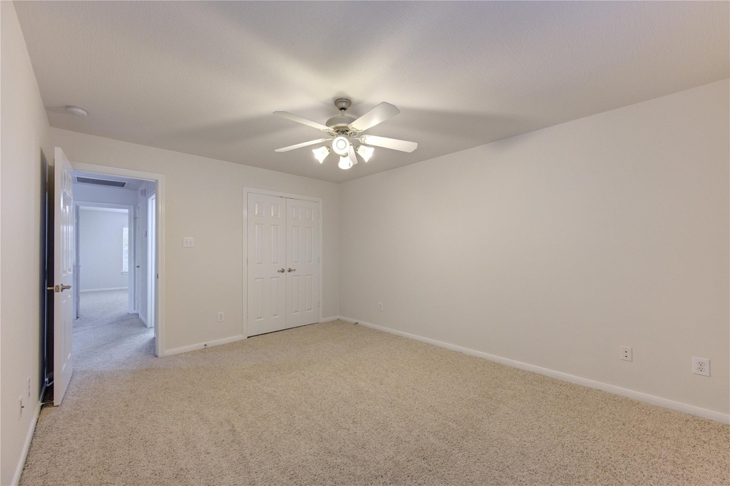 1903 Hampton Lakes Ct - Photo 20