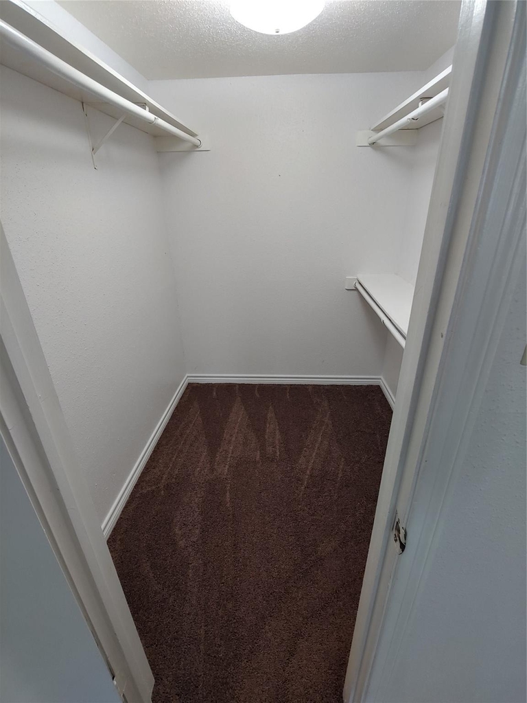 9700 Leawood Boulevard - Photo 11