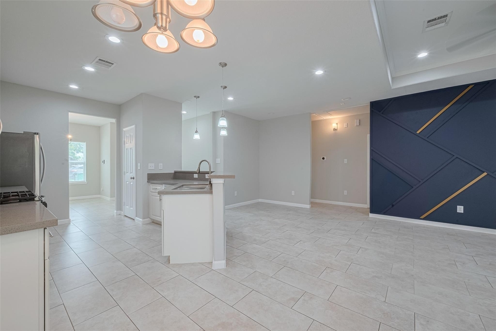 7981 Saint Louis Street - Photo 10