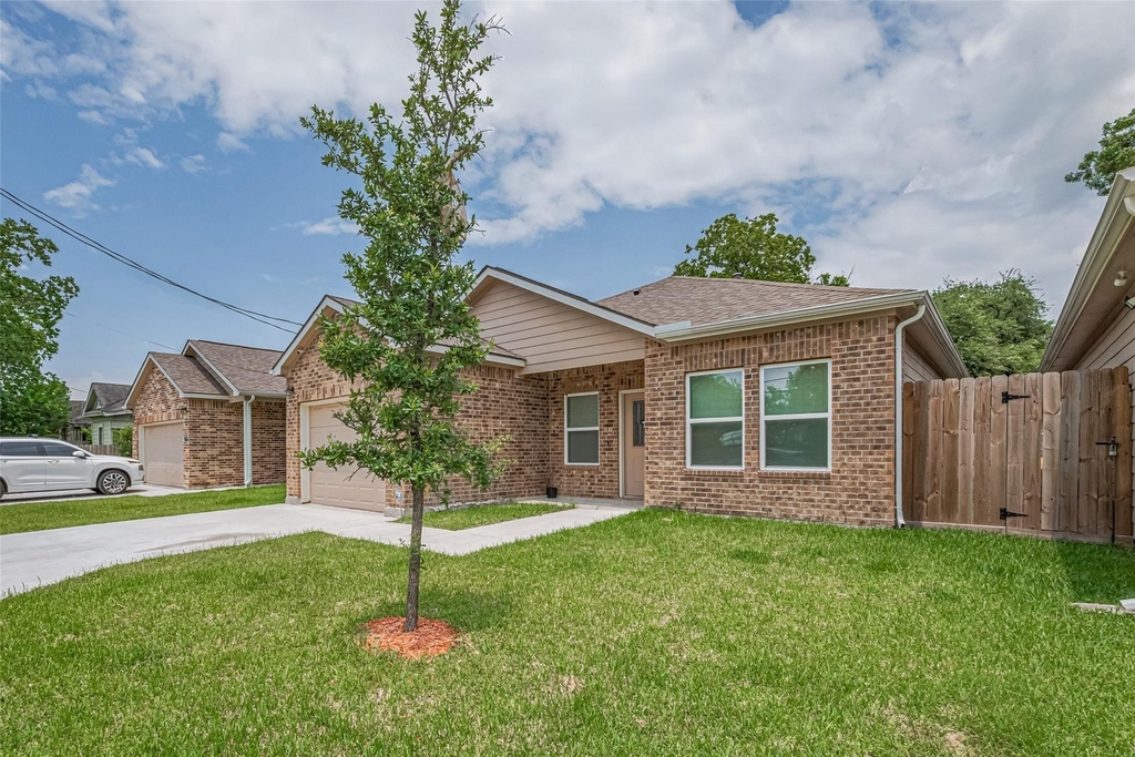 7981 Saint Louis Street - Photo 3