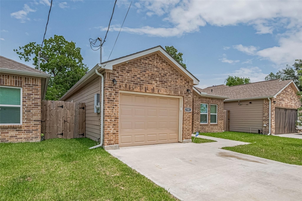 7981 Saint Louis Street - Photo 37