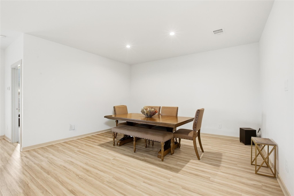 3411 Terrace Landing Court - Photo 4