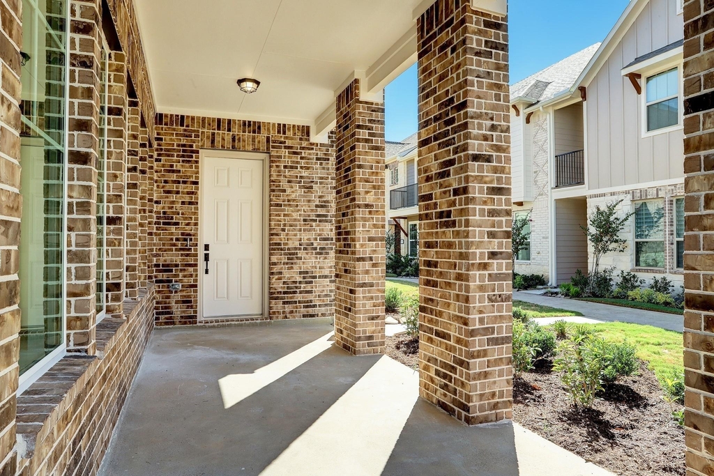 9522 Caddo Ridge Lane - Photo 1