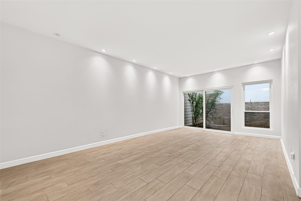 12625 Memorial Drive - Photo 3