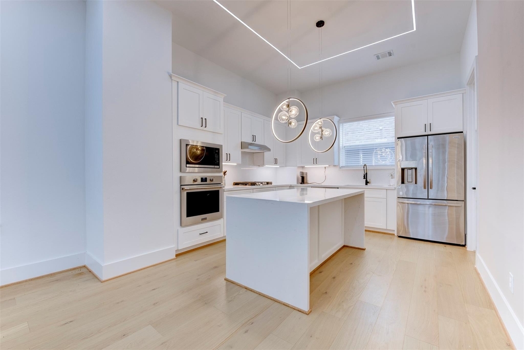 861 Fisher Street - Photo 15