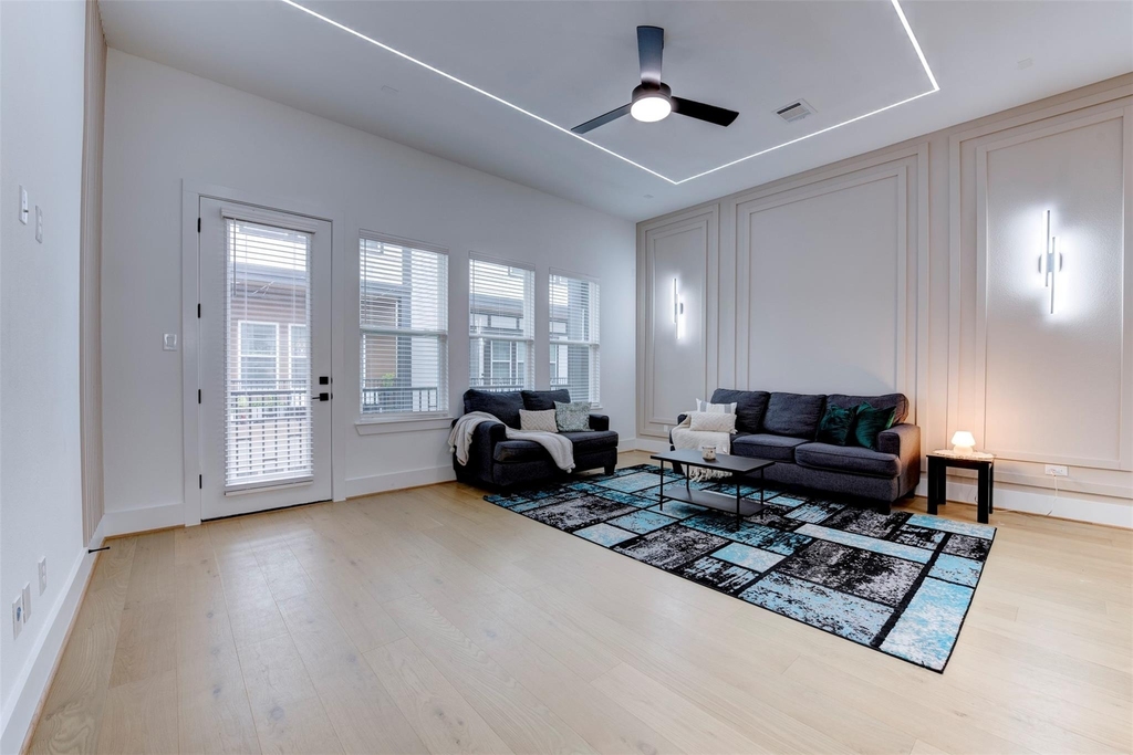 861 Fisher Street - Photo 10