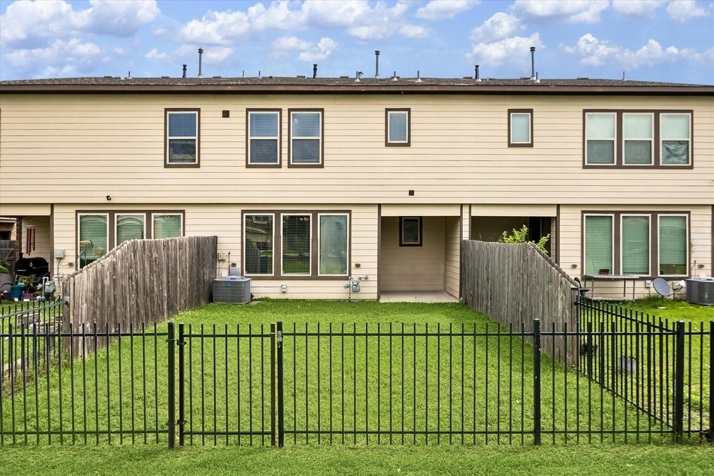 3404 Orchard Bridge Lane - Photo 12