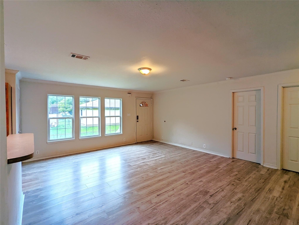 829 Marjorie Street - Photo 4