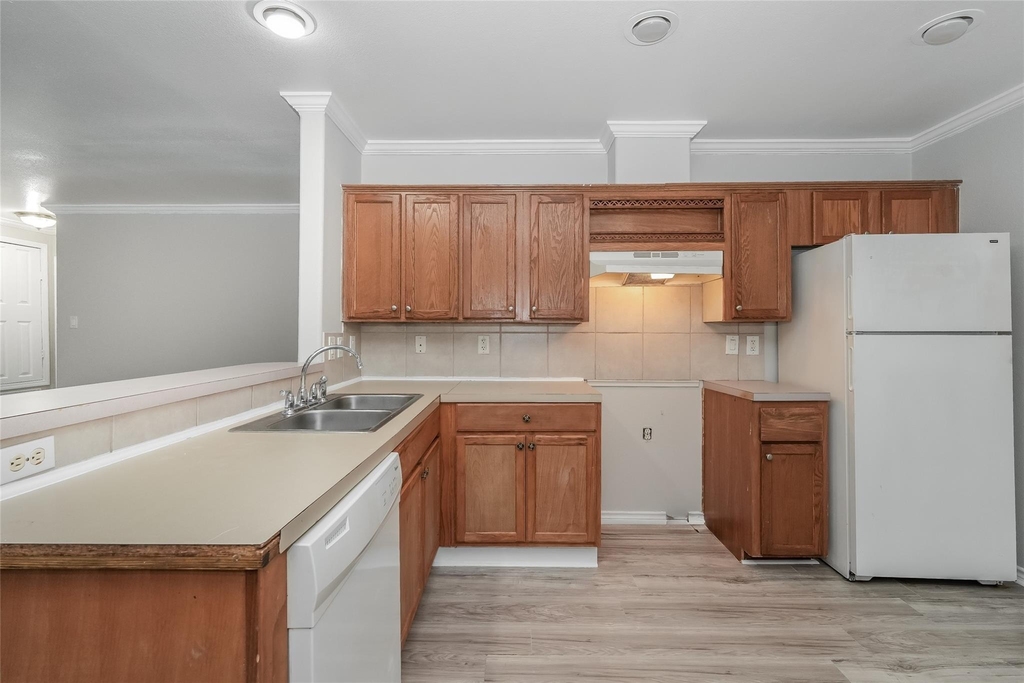 829 Marjorie Street - Photo 6