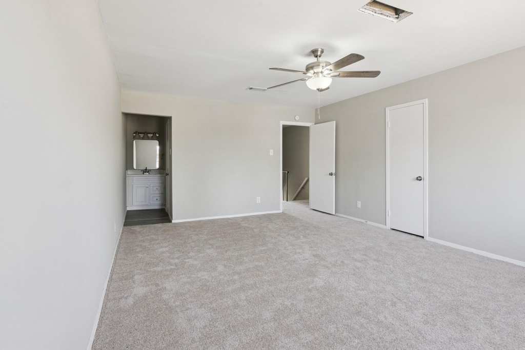 9114 Kempwood Drive - Photo 12