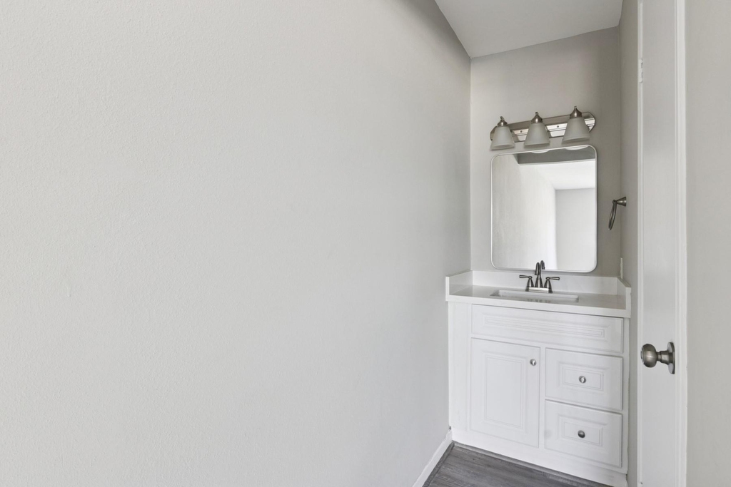 9114 Kempwood Drive - Photo 13