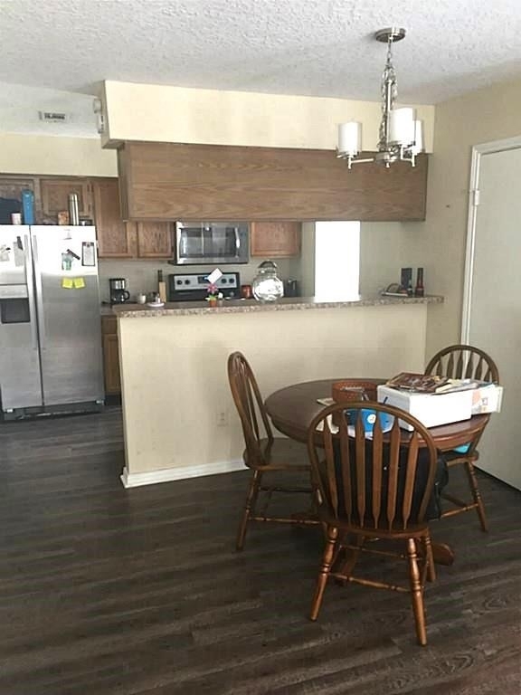 2402 Sycamore Avenue - Photo 7