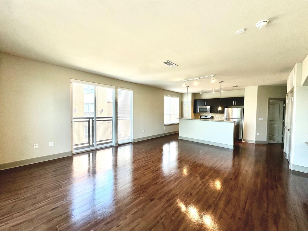 1340 W Gray Street - Photo 4
