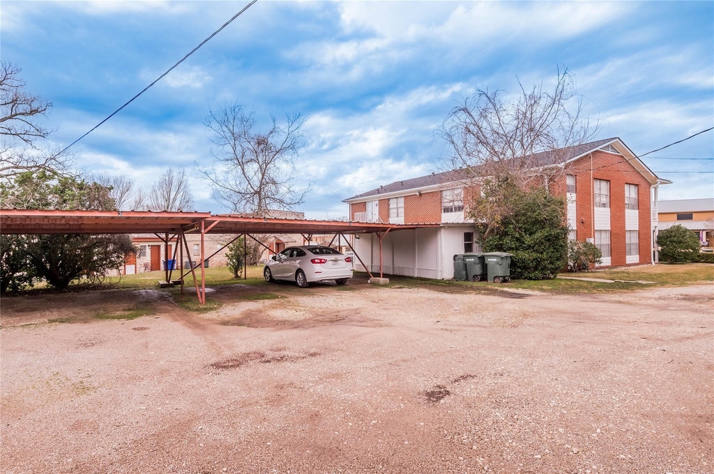 1917 20th Street - Photo 29