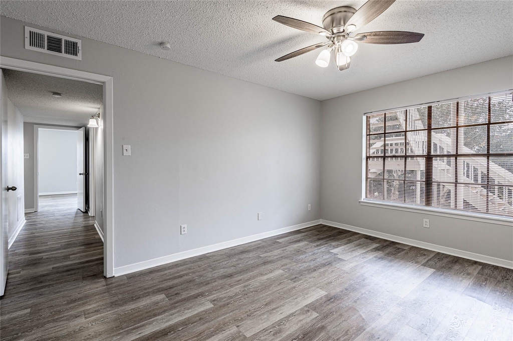 1917 20th Street - Photo 19