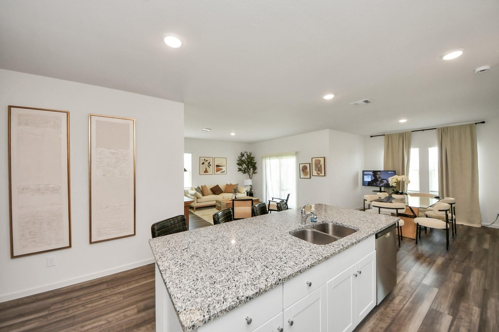 1816 Corsica Creek Lane - Photo 10