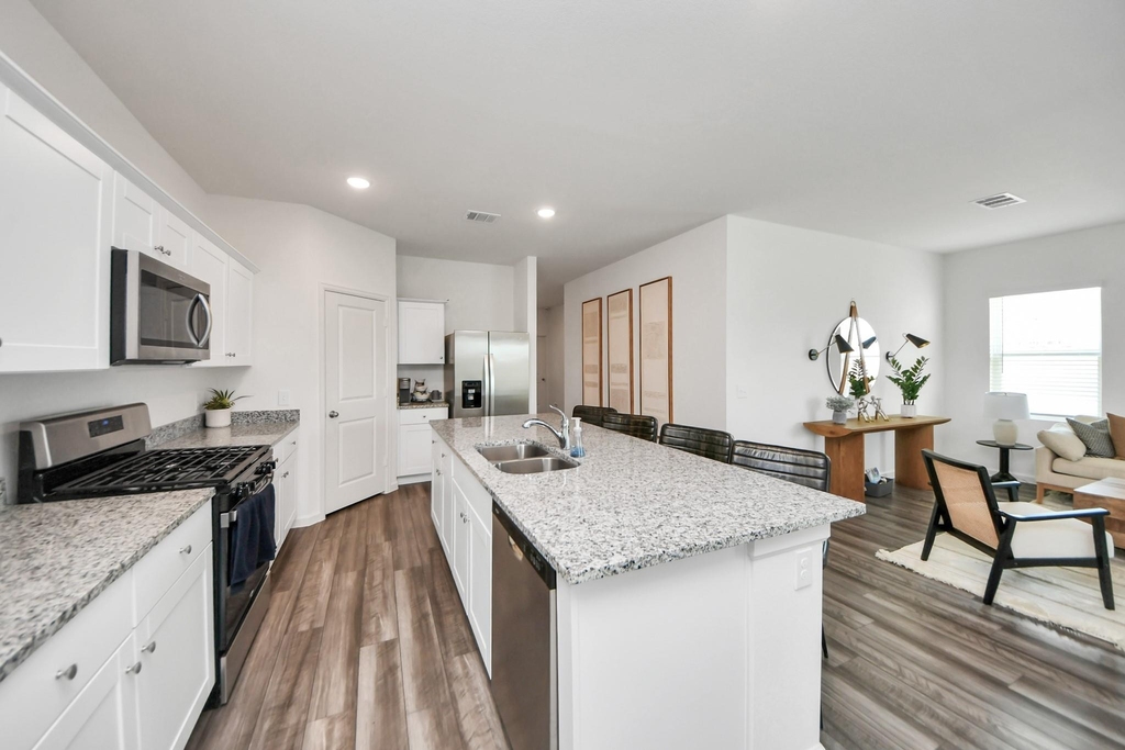 1816 Corsica Creek Lane - Photo 11