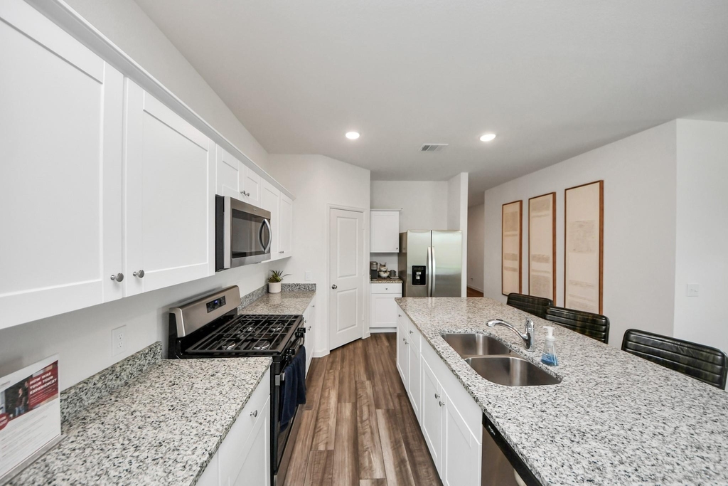 1816 Corsica Creek Lane - Photo 12