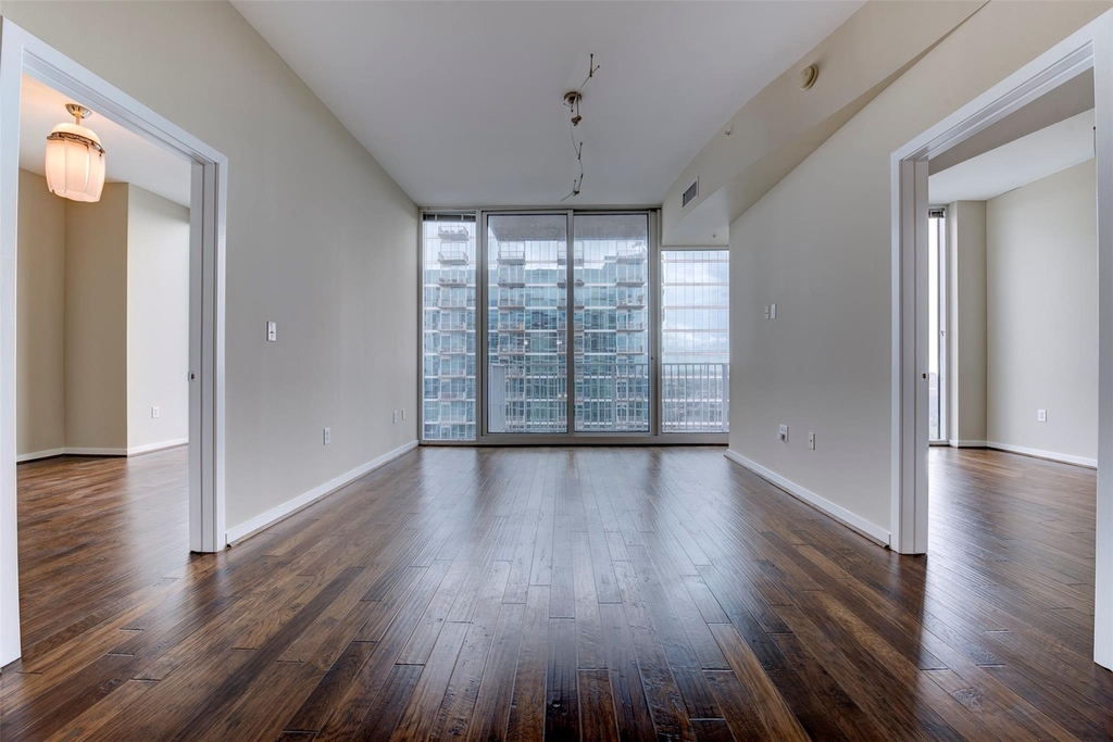 5925 Almeda Road - Photo 12