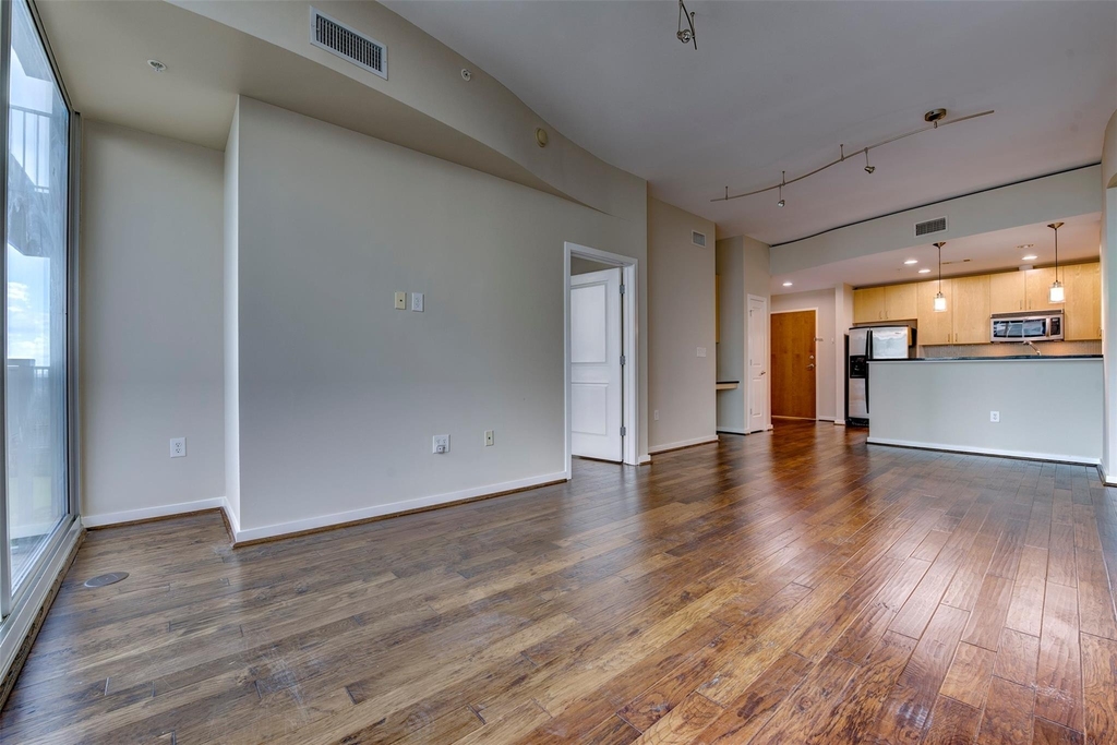 5925 Almeda Road - Photo 8