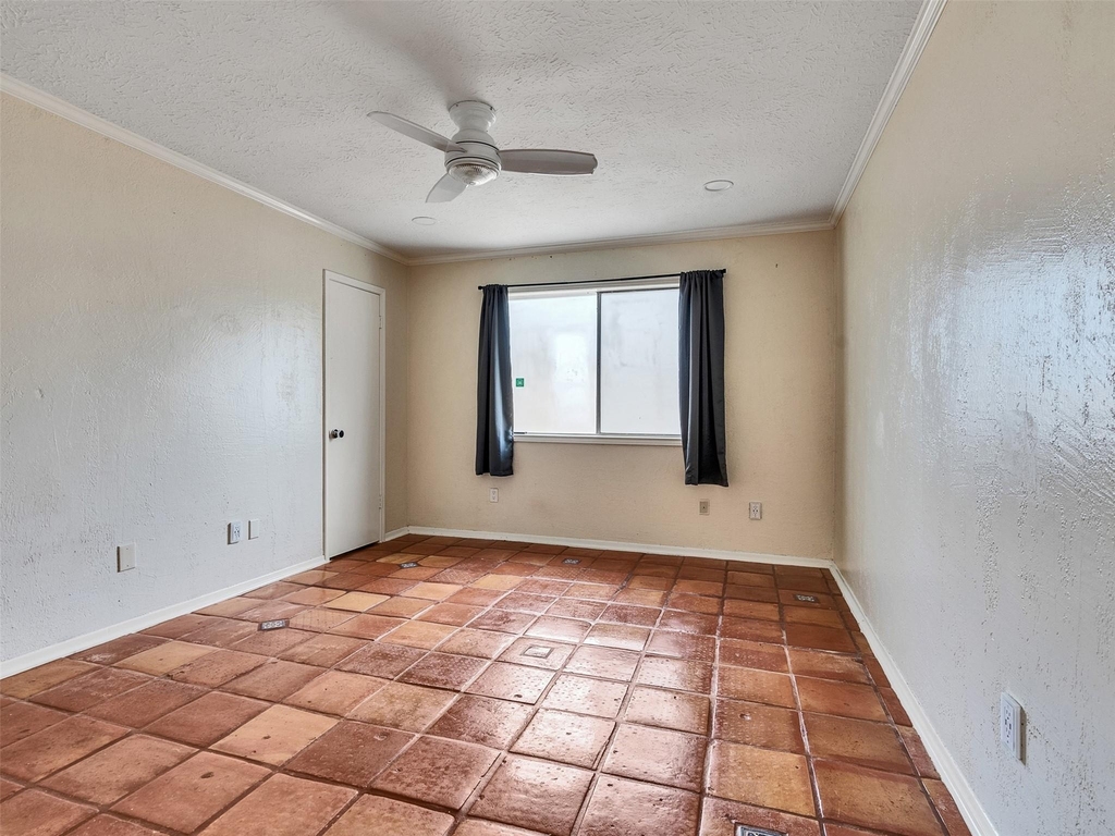 22538 Market Square Lane - Photo 11