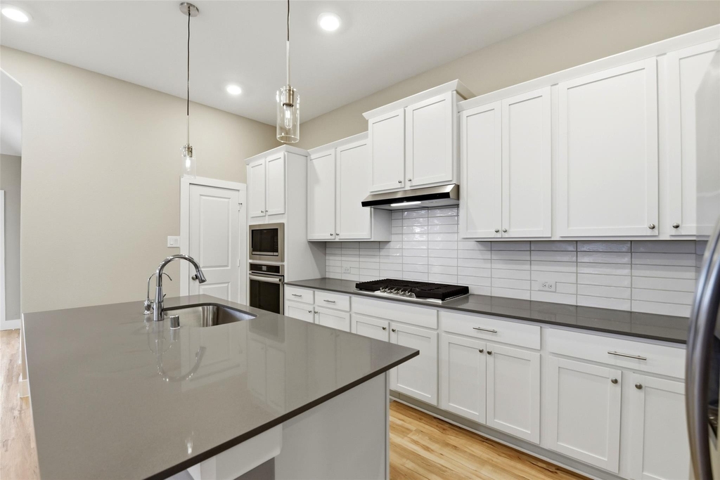 808 808 Marisol Bay Drive - Photo 14