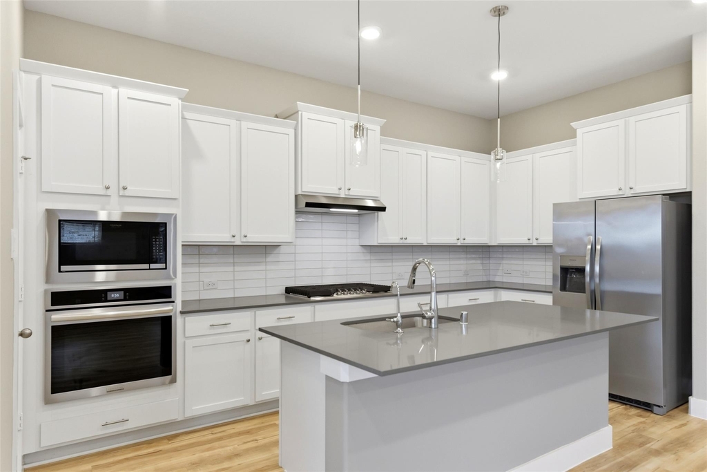 808 808 Marisol Bay Drive - Photo 13