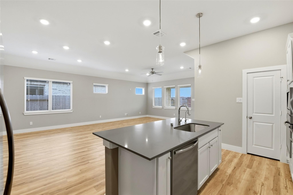 808 808 Marisol Bay Drive - Photo 15