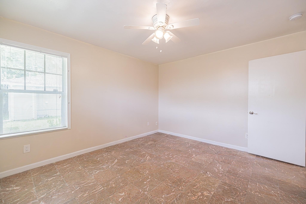 4113 Edison Street - Photo 16