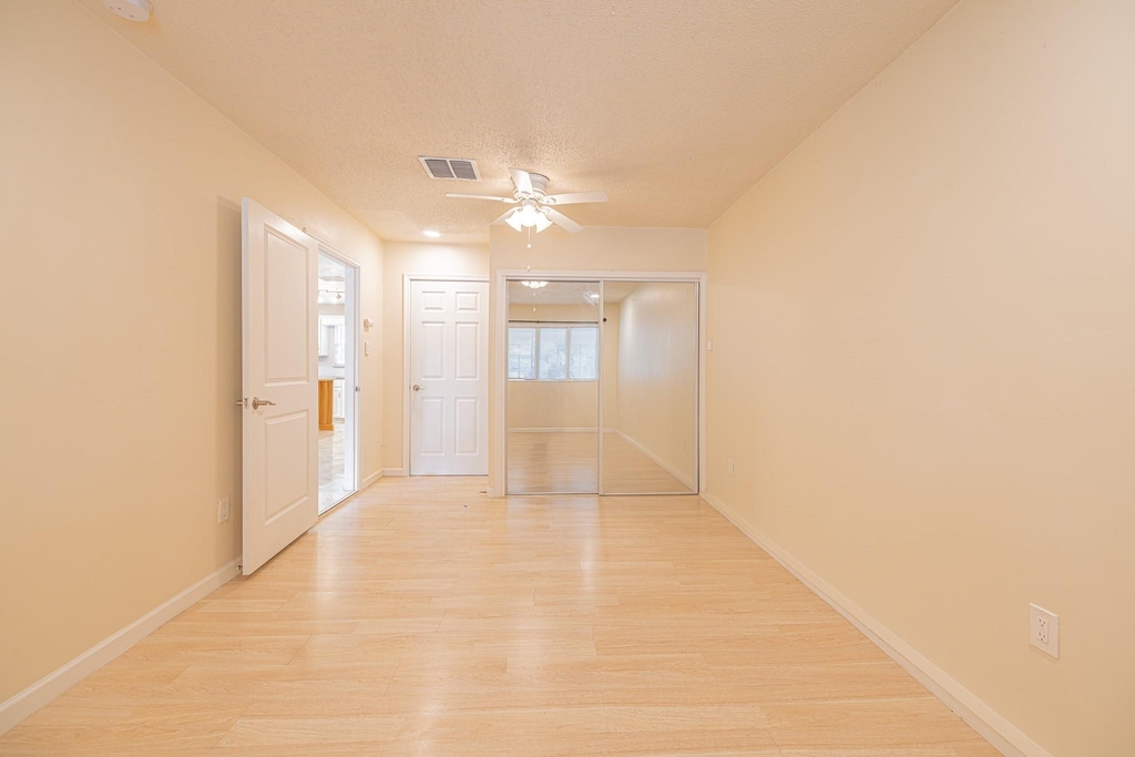 4113 Edison Street - Photo 11