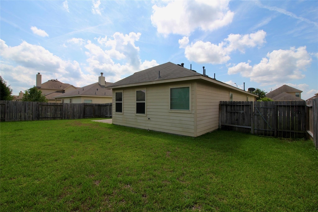 25311 Saddlebrook Ranch Drive - Photo 23