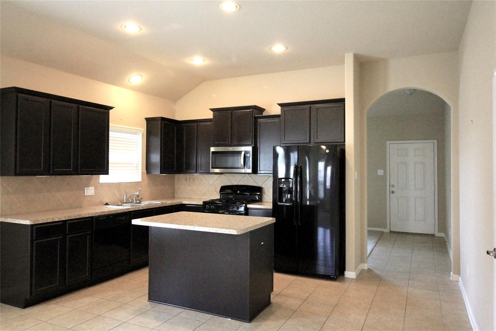 25311 Saddlebrook Ranch Drive - Photo 8