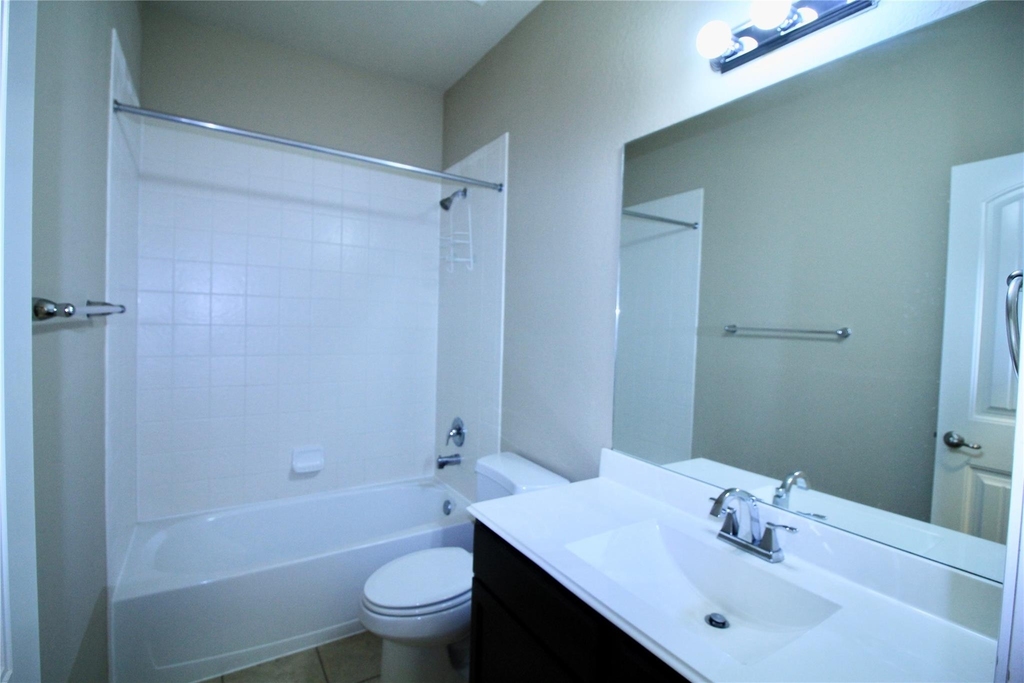 25311 Saddlebrook Ranch Drive - Photo 19