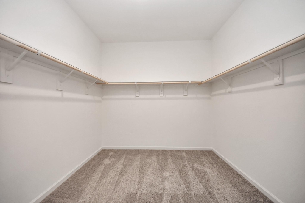 1902 Corsica Creek Lane - Photo 31
