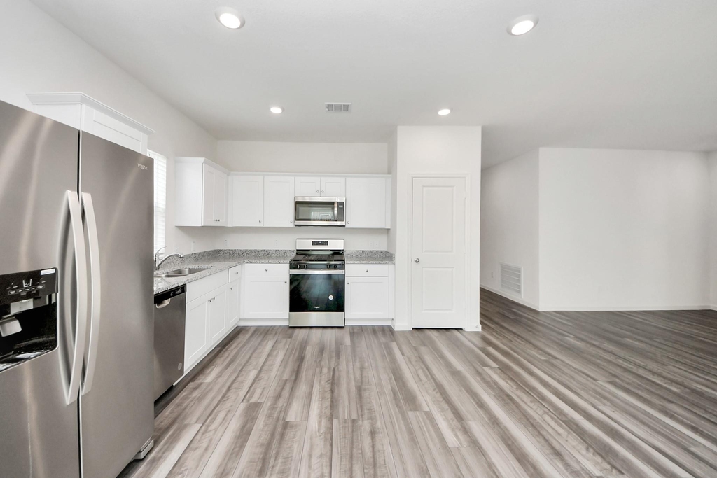 1902 Corsica Creek Lane - Photo 21