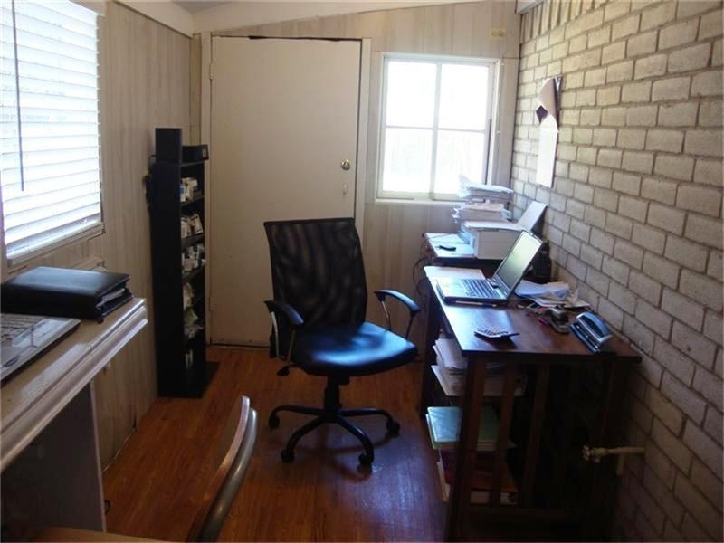 22818 Brafferton Lane - Photo 8
