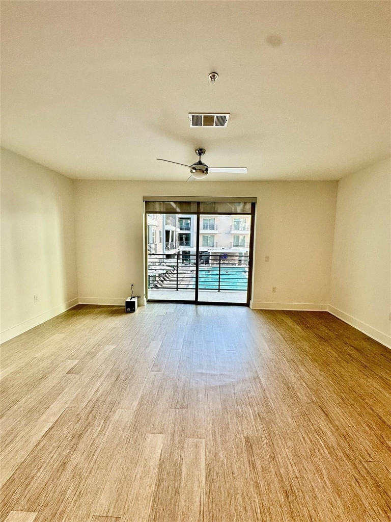 6400 Washington Avenue - Photo 4