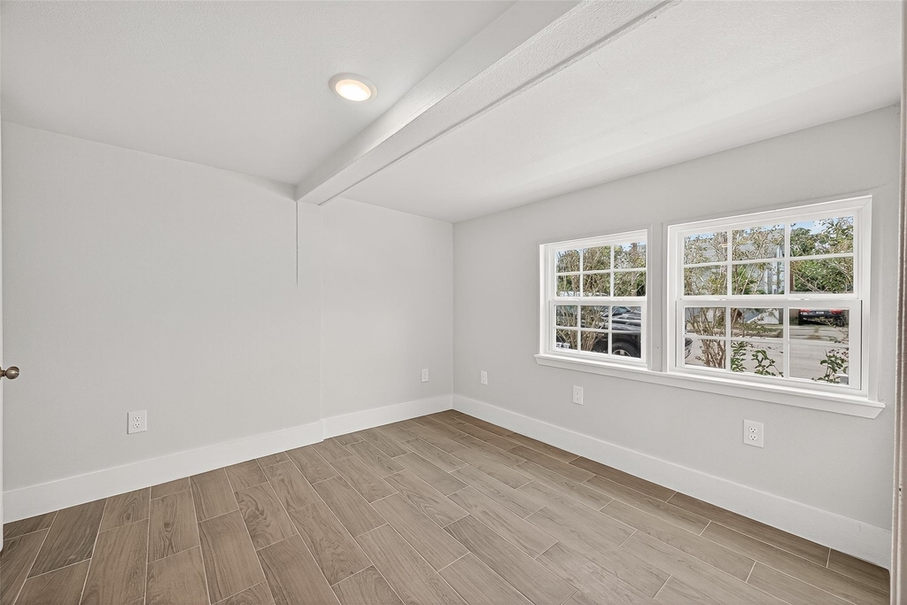 1814 33rd Street - Photo 7
