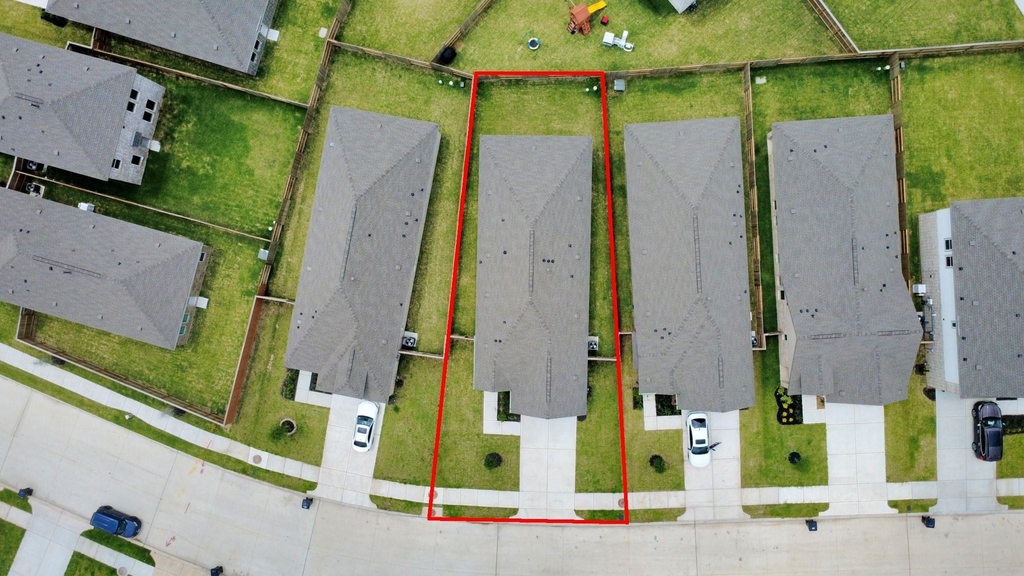 1062 Blue Stone Drive - Photo 5