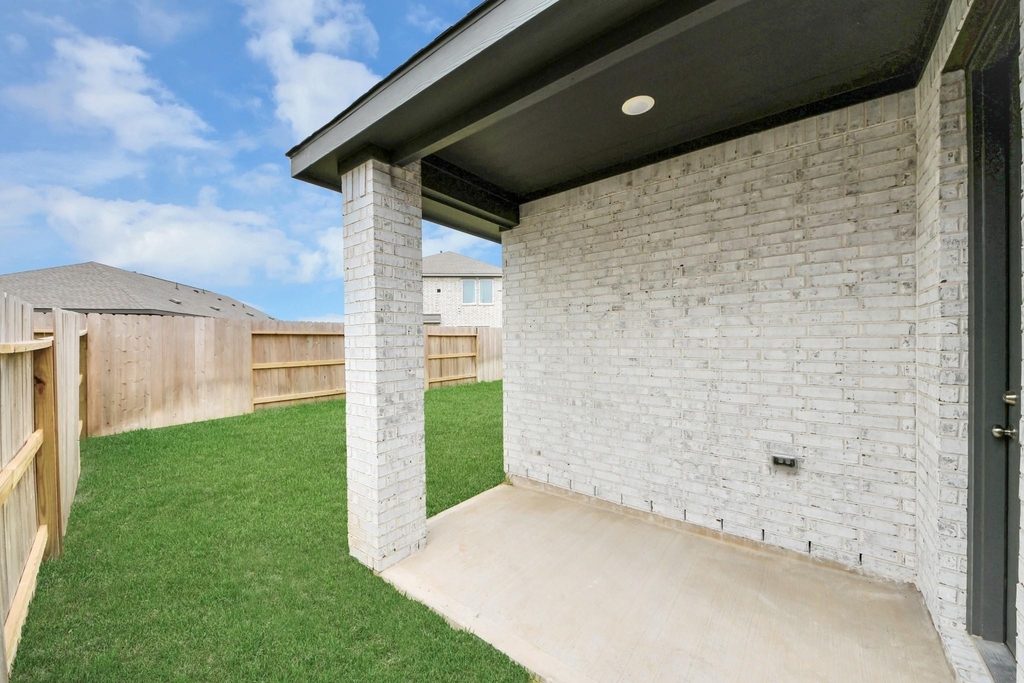 1062 Blue Stone Drive - Photo 9