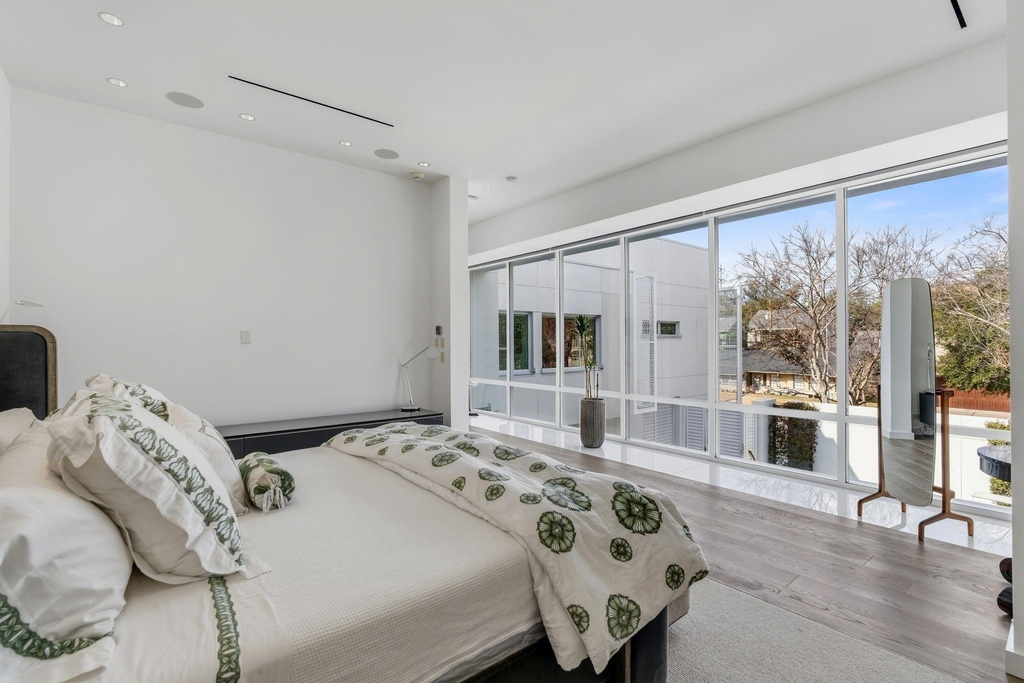 1509 Banks Street - Photo 19