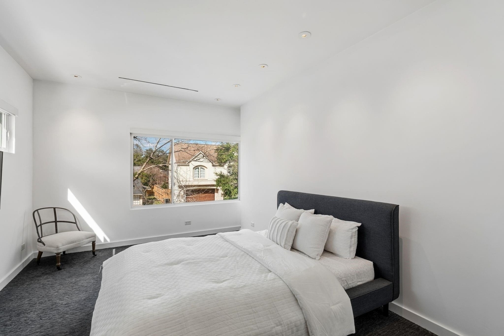 1509 Banks Street - Photo 26