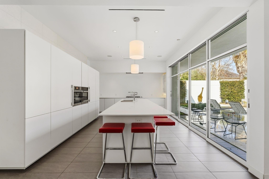 1509 Banks Street - Photo 11