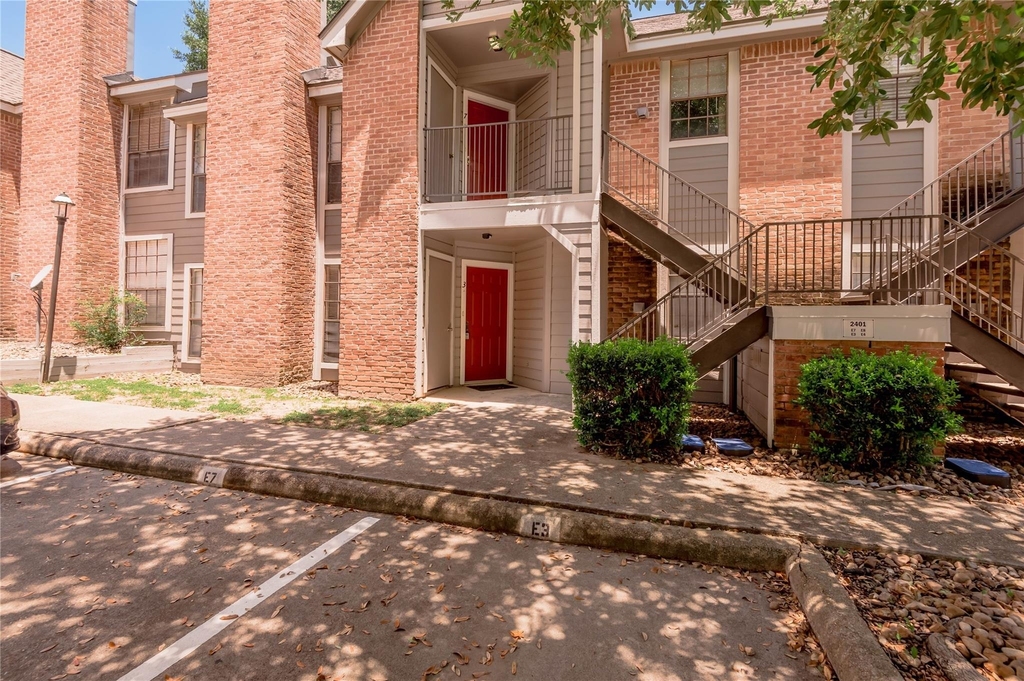 2401 Sycamore Ave - Photo 22